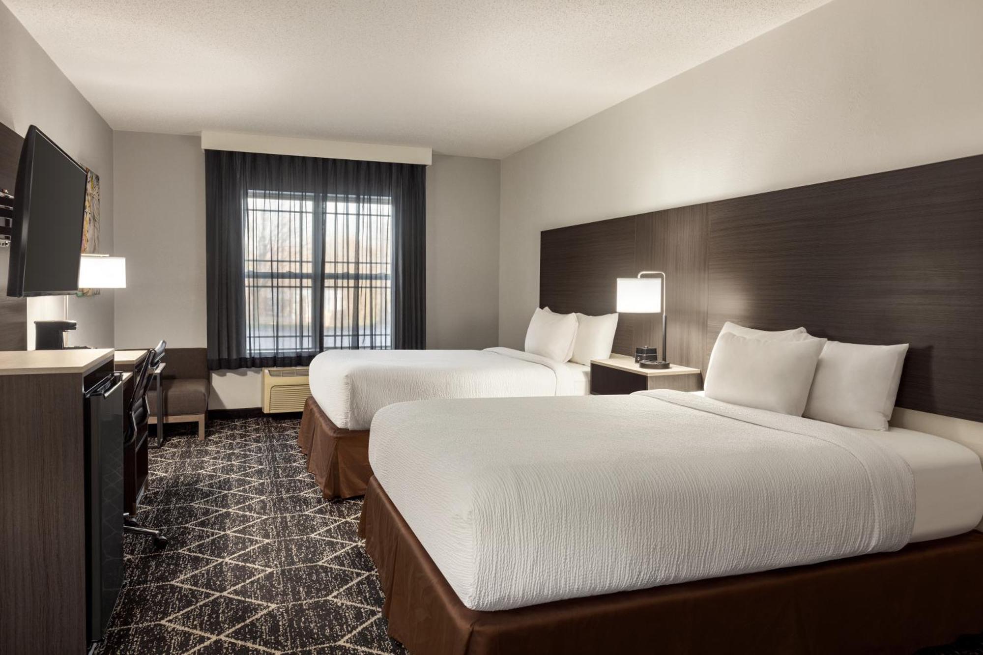 La Quinta & By Wyndham George Lake George