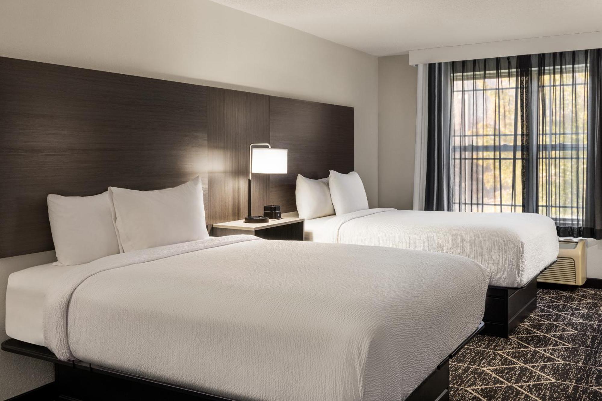 Hotel La Quinta & By Wyndham George 2*