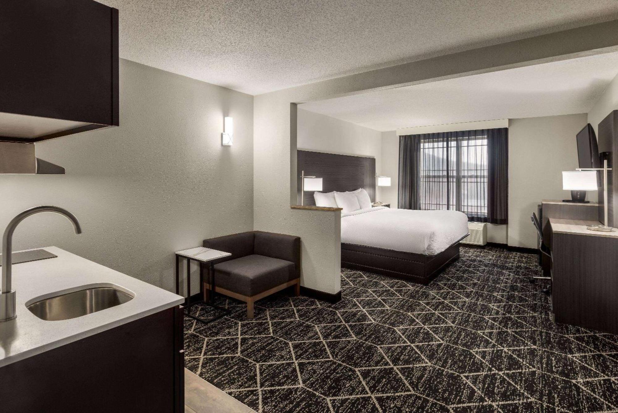La Quinta & By Wyndham George Hotel Lake George